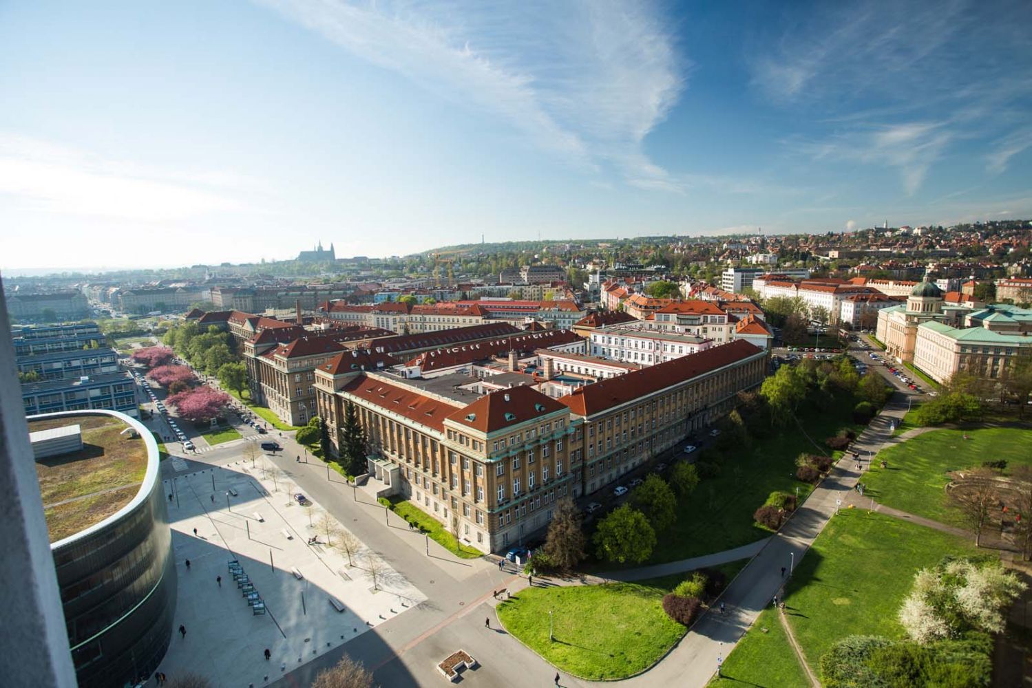 Высшая школа химической технологии в Праге. Источник фото: Shutterstock.